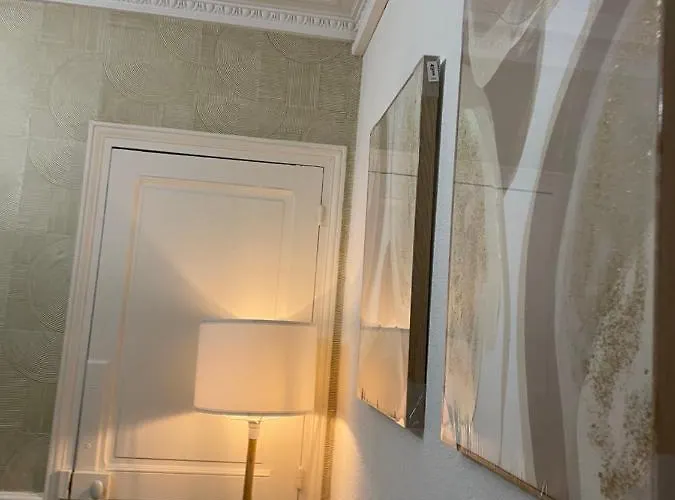 Maison Royale Bercy * Parigi